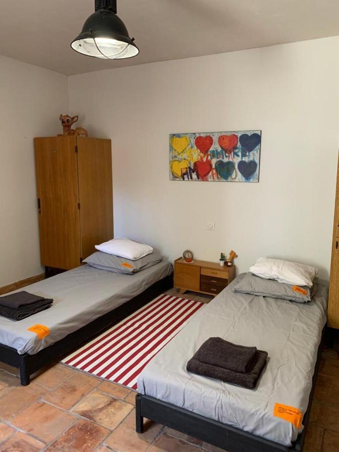 Mas Carita Bed & Breakfast Cabannes Exterior photo