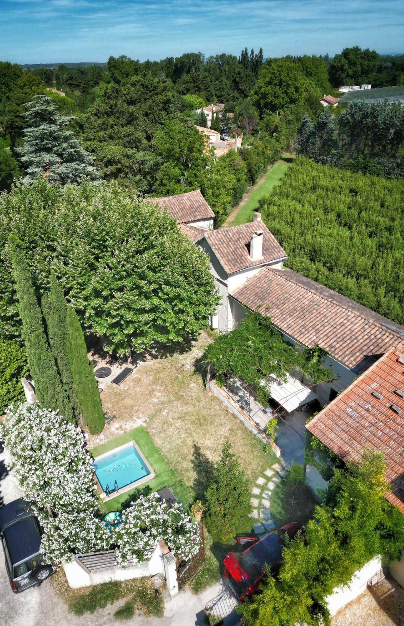 Mas Carita Bed & Breakfast Cabannes Exterior photo